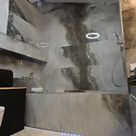 Апартаменты K Spot With Sauna And Jakuzzi