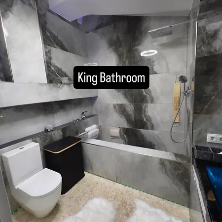 K Spot Apartment Private Spa Tub & Sauna Old Town * Βίλνιους
