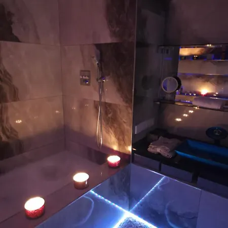 Διαμέρισμα K Spot Apartment Private Spa Tub & Sauna Old Town *