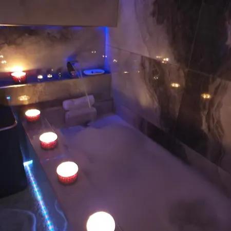 Διαμέρισμα K Spot Apartment Private Spa Tub & Sauna Old Town