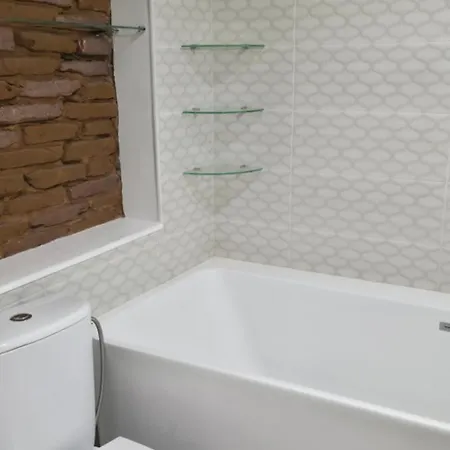K Spot Apartment Private Spa Tub & Sauna Old Town *