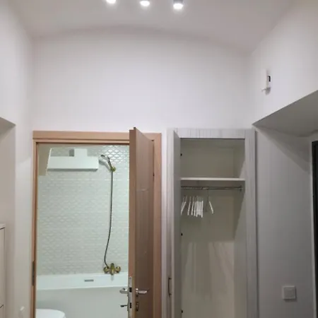 K Spot Apartment Private Spa Tub & Sauna Old Town
