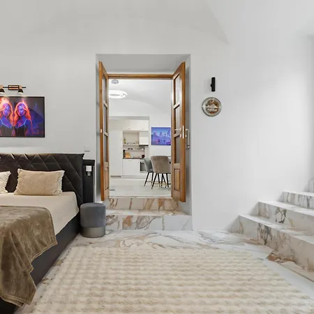 Διαμέρισμα K Spot Apartment Private Spa Tub & Sauna Old Town
