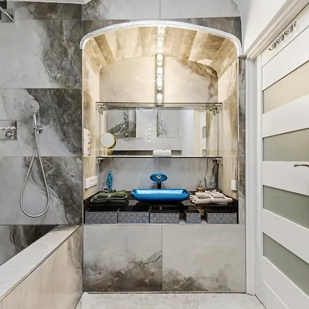 Διαμέρισμα K Spot Apartment Private Spa Tub & Sauna Old Town