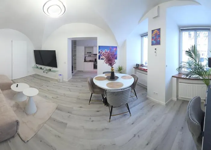 K Spot In Old Town With Sauna And Jakuzzi Διαμέρισμα