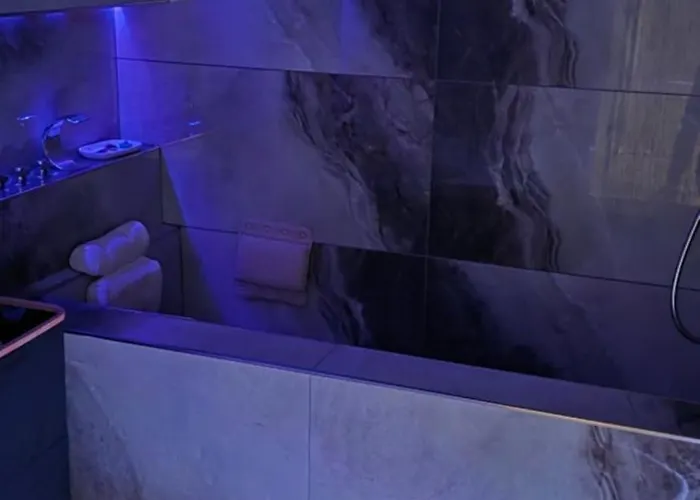 K Spot In Old Town With Sauna And Jakuzzi Апартаменти Вільнюс