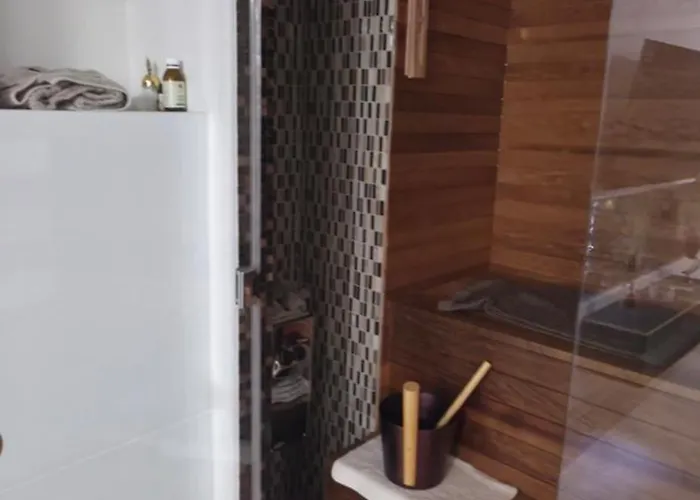 K Spot In Old Town With Sauna And Jakuzzi Апартаменты Вильнюс