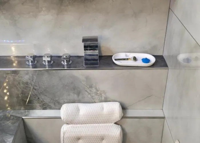 K Spot In Old Town With Sauna And Jakuzzi *