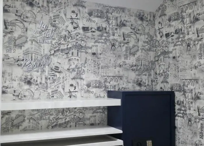 Апартаменти K Spot In Old Town With Sauna And Jakuzzi Вільнюс