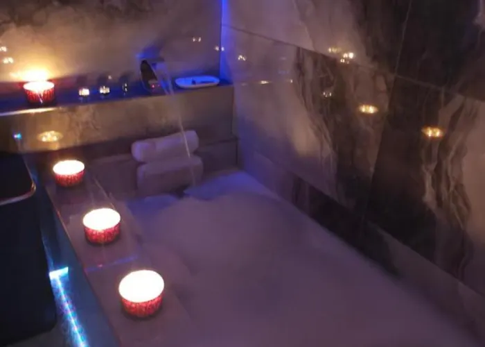 شقة K Spot In Old Town With Sauna And Jakuzzi